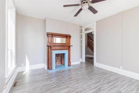 2203 S Elm Street Muncie IN 47302