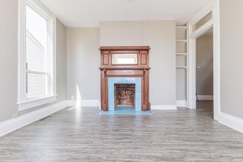 2203 S Elm Street Muncie IN 47302