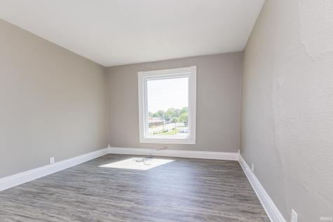 2203 S Elm Street Muncie IN 47302