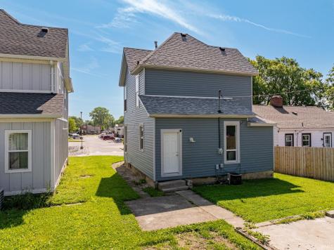 2203 S Elm Street Muncie IN 47302