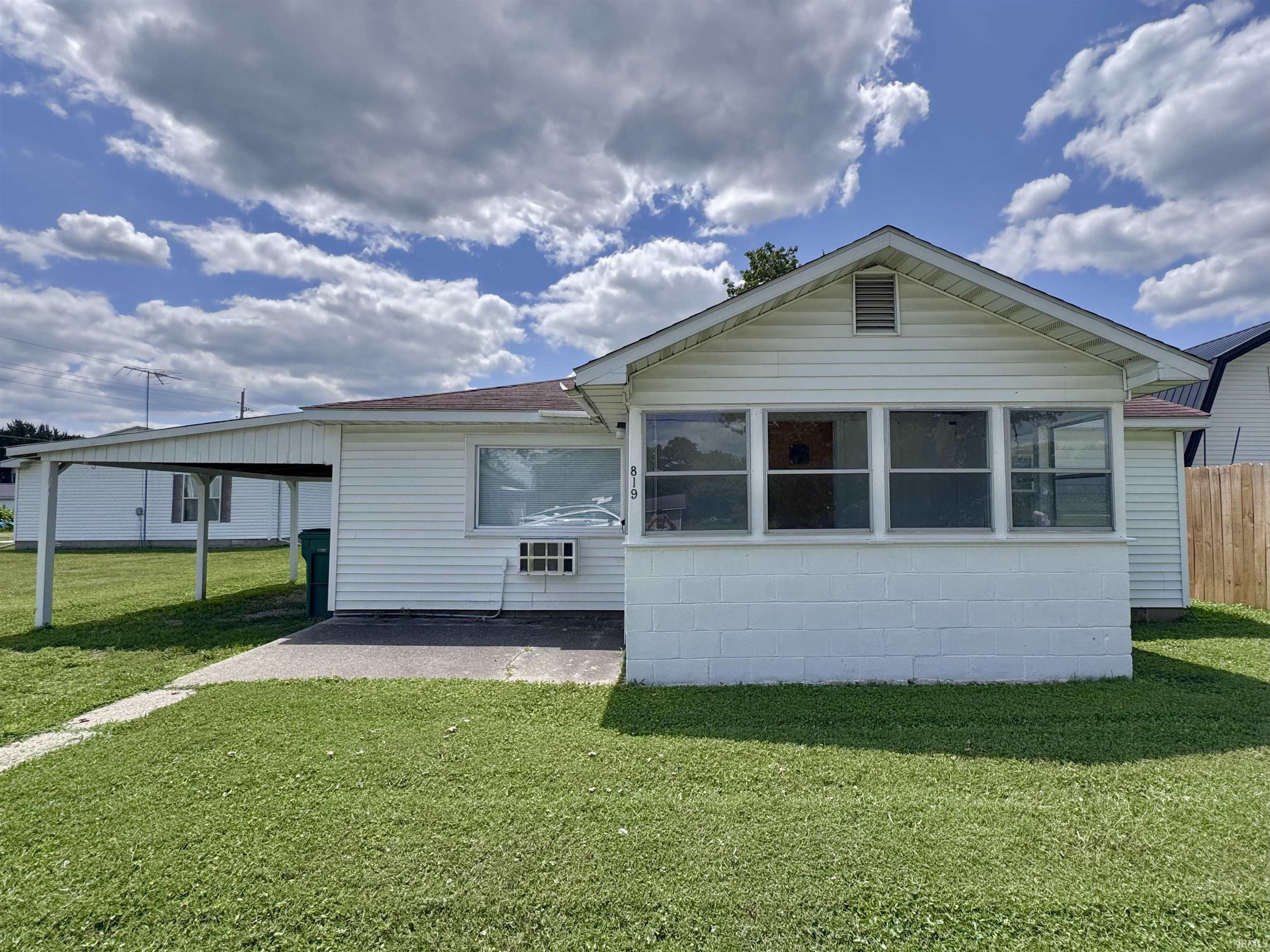 819 Uncle Tom Street Greentown IN 46936