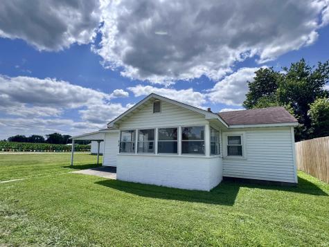 819 Uncle Tom Street Greentown IN 46936