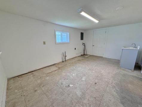 819 Uncle Tom Street Greentown IN 46936