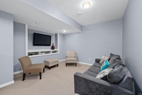 13207 Hammerhill Way Fort Wayne IN 46845
