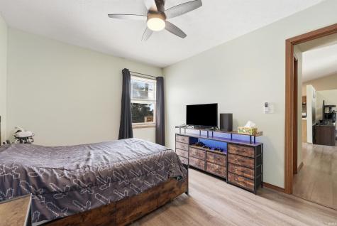 2122 Sally Street Warsaw IN 46580