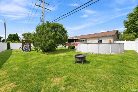 2122 Sally Street Warsaw IN 46580