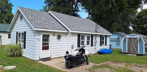 0748 Oakwood Drive Cromwell IN 46732