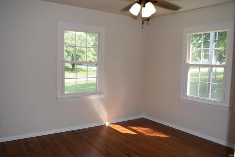 5718 Plainview Drive Evansville IN 47720