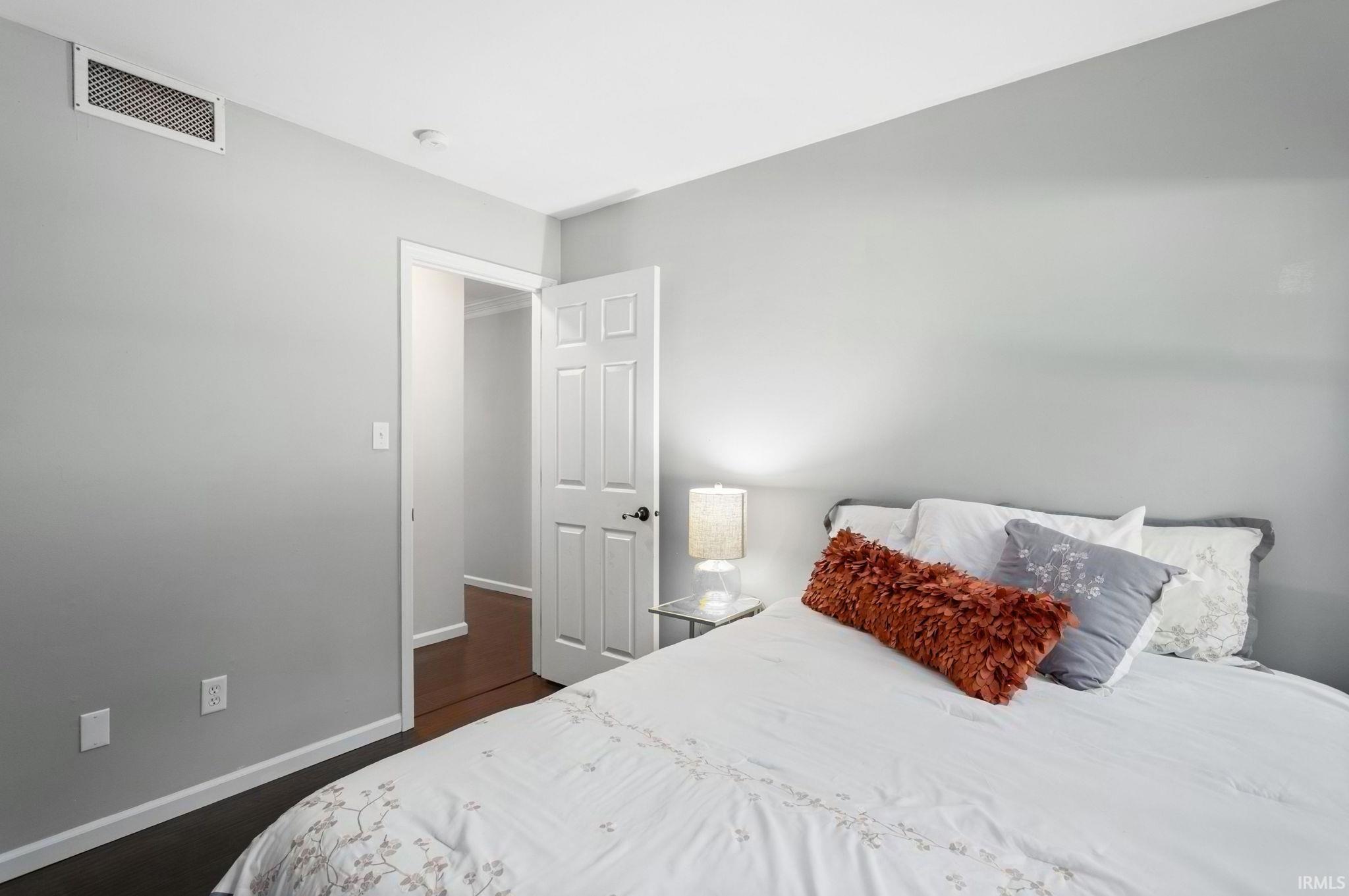 54579 Whispering Oak Drive Mishawaka IN 46545