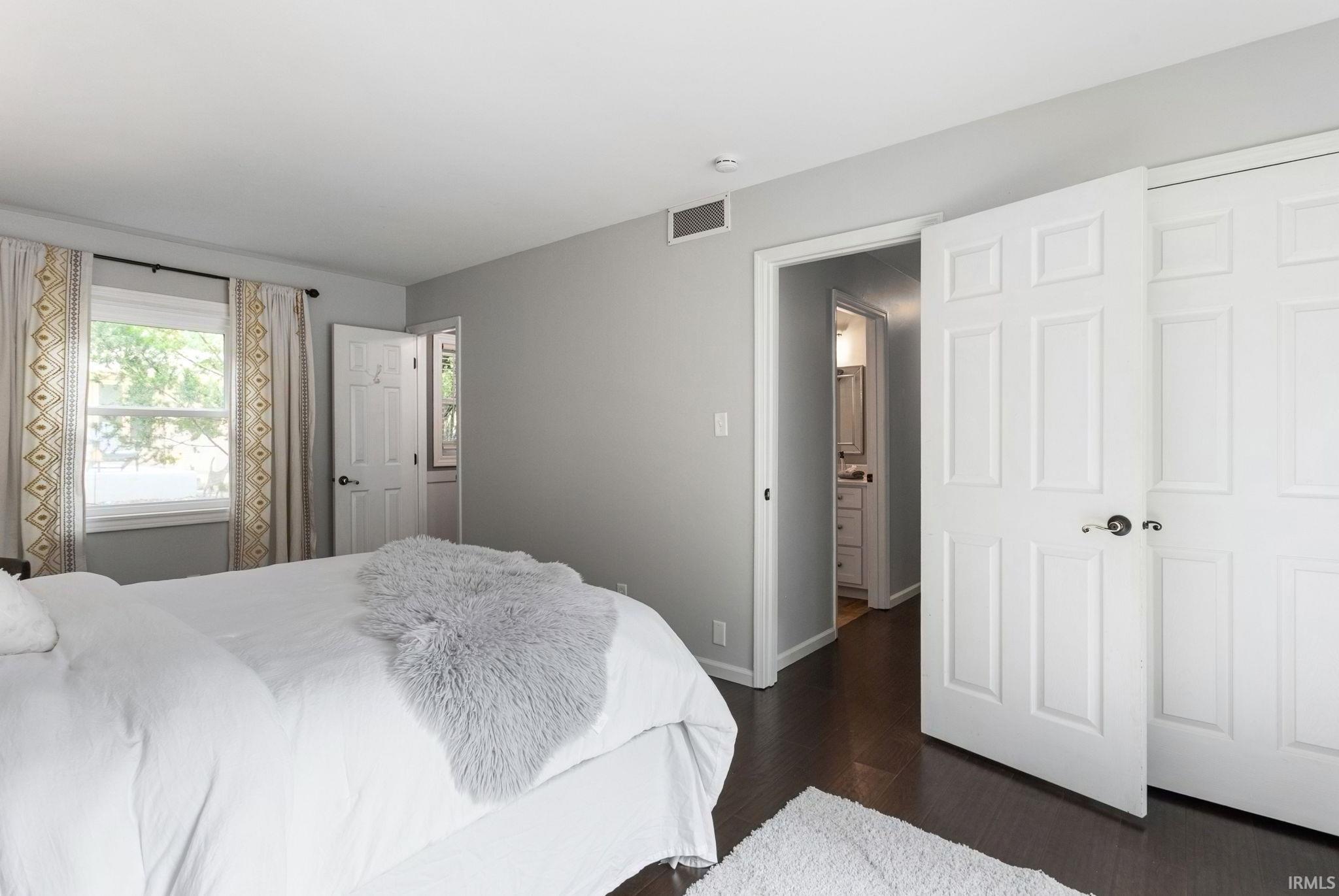 54579 Whispering Oak Drive Mishawaka IN 46545