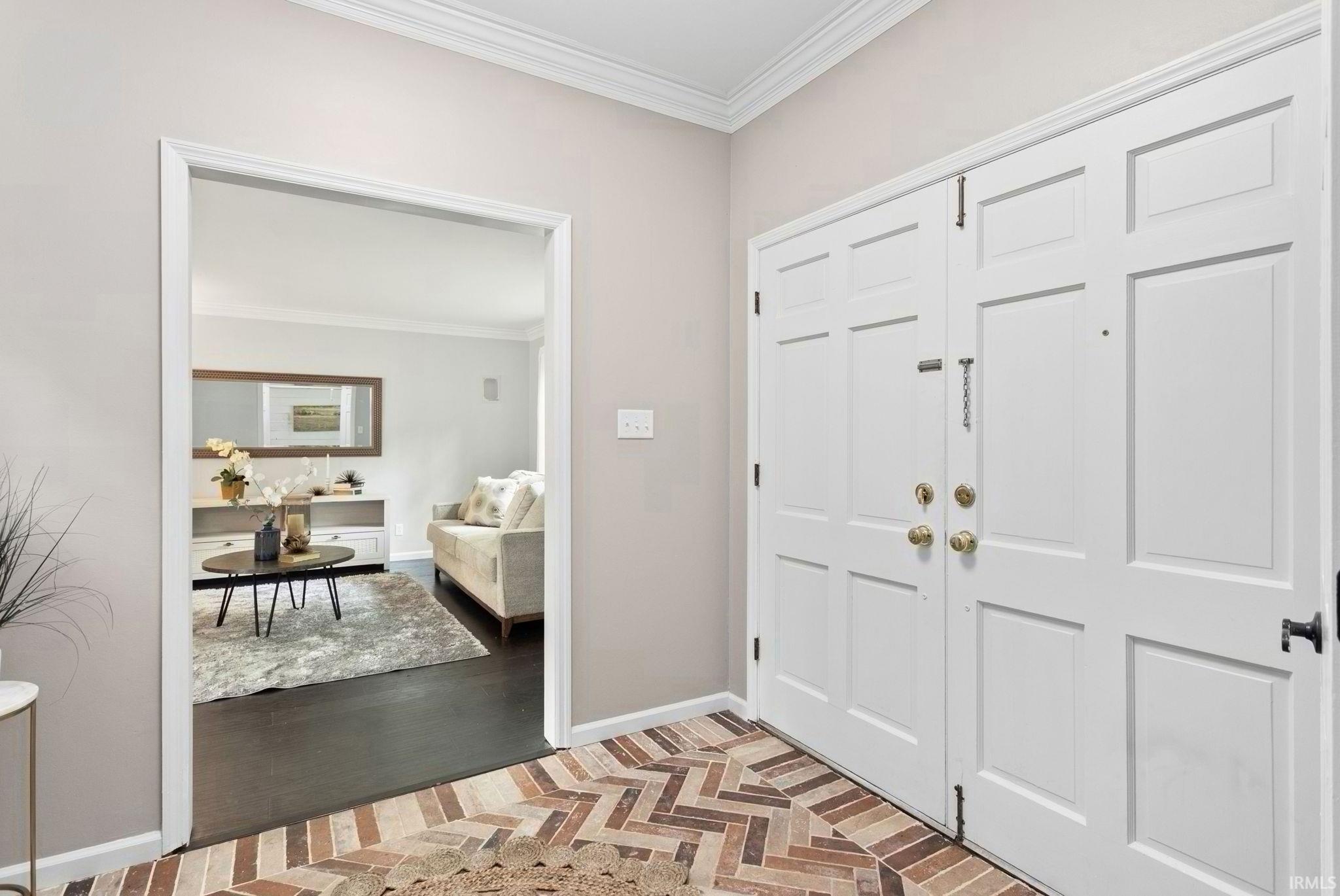 54579 Whispering Oak Drive Mishawaka IN 46545