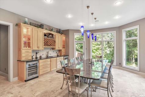21533 Golden Maple Court South Bend IN 46628