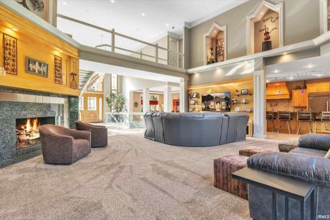 21533 Golden Maple Court South Bend IN 46628