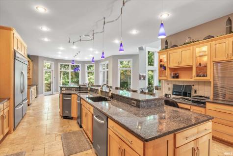 21533 Golden Maple Court South Bend IN 46628