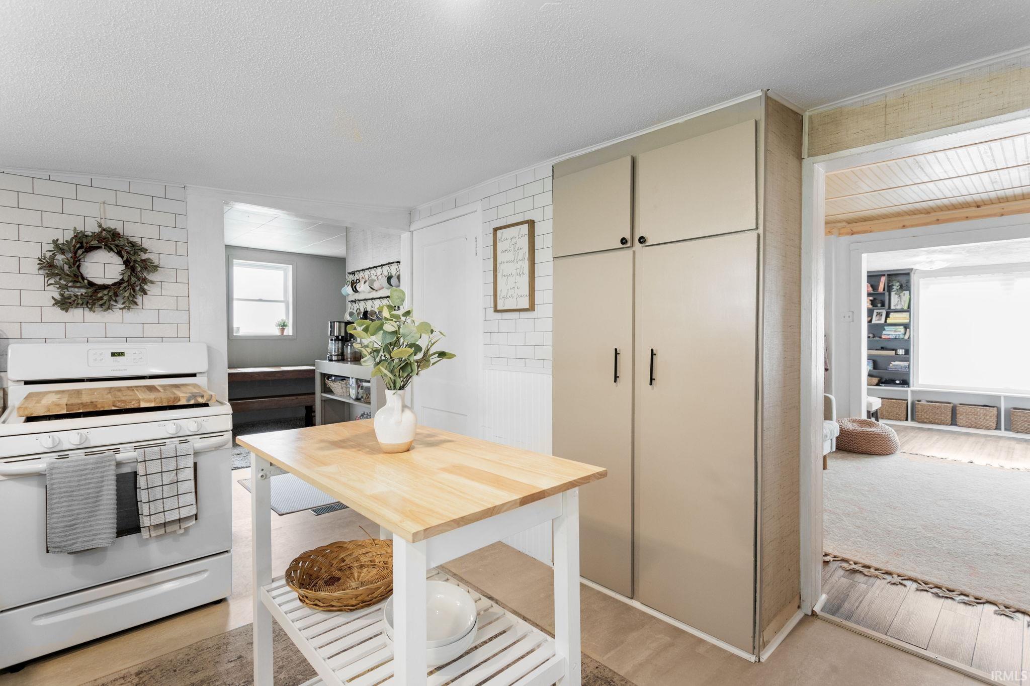 940 S 34th Street South Bend IN 46615