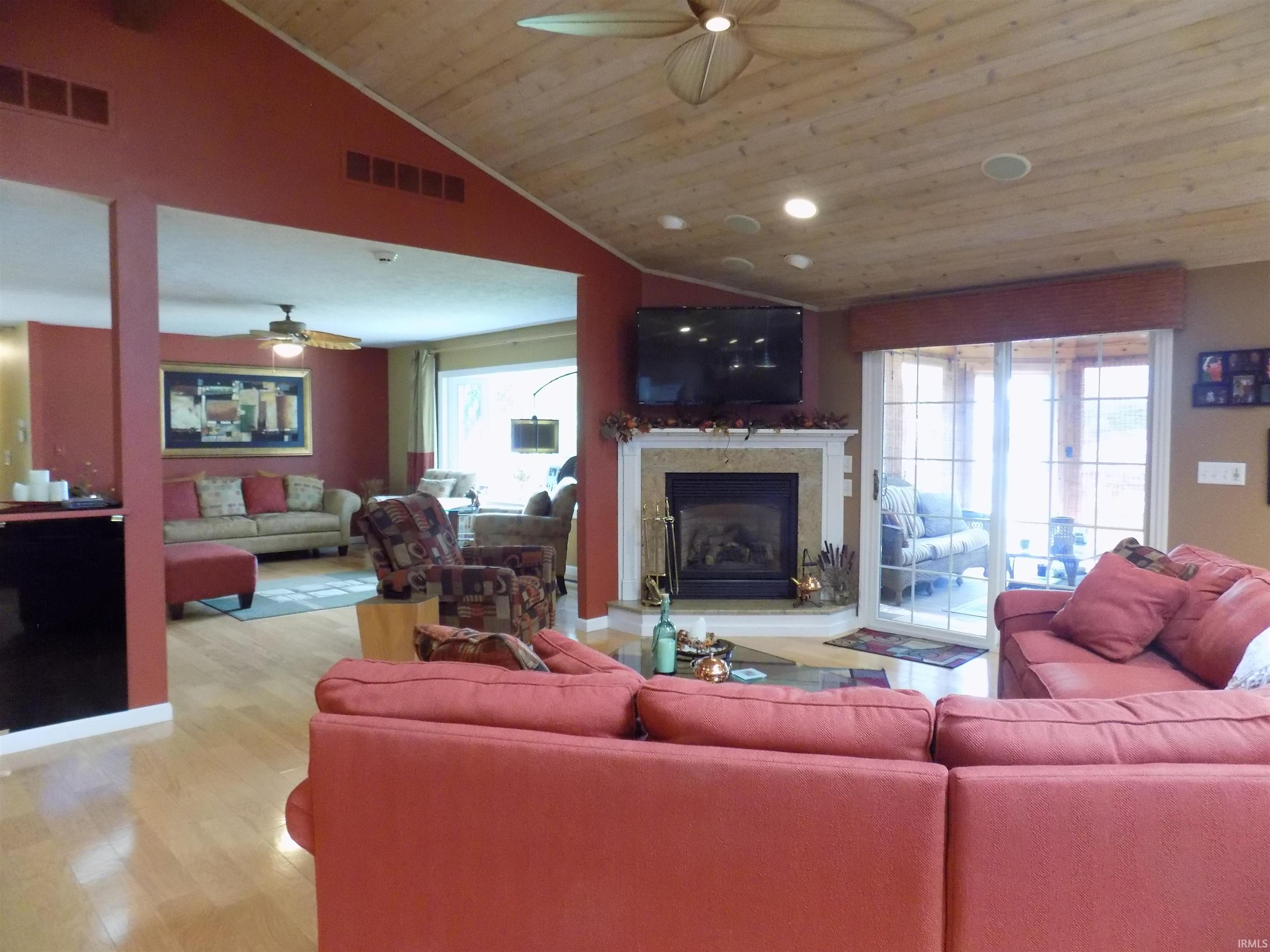 25189 Aqua Drive Elkhart IN 46514