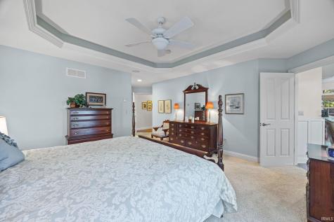 864 Commodores Circle Lafayette IN 47909