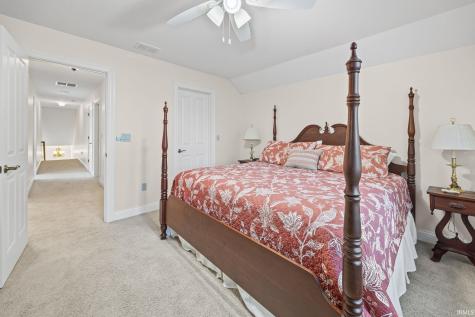 864 Commodores Circle Lafayette IN 47909
