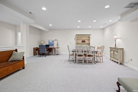 864 Commodores Circle Lafayette IN 47909