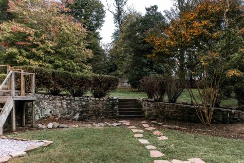 945 Pine Gate Road Evansville IN 47725