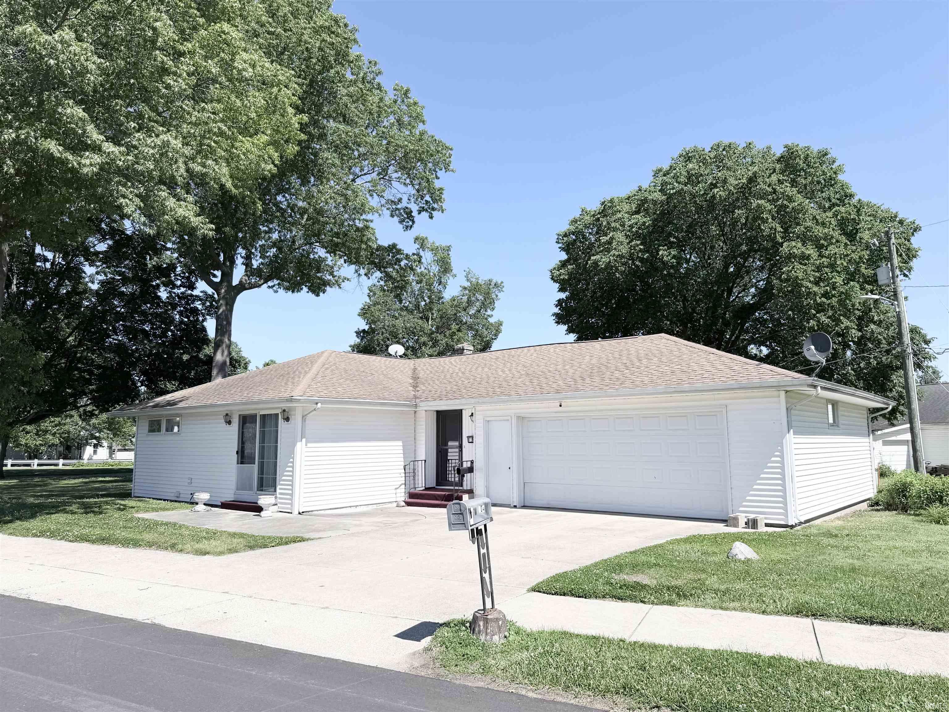 704 Virginia Street Walkerton IN 46574