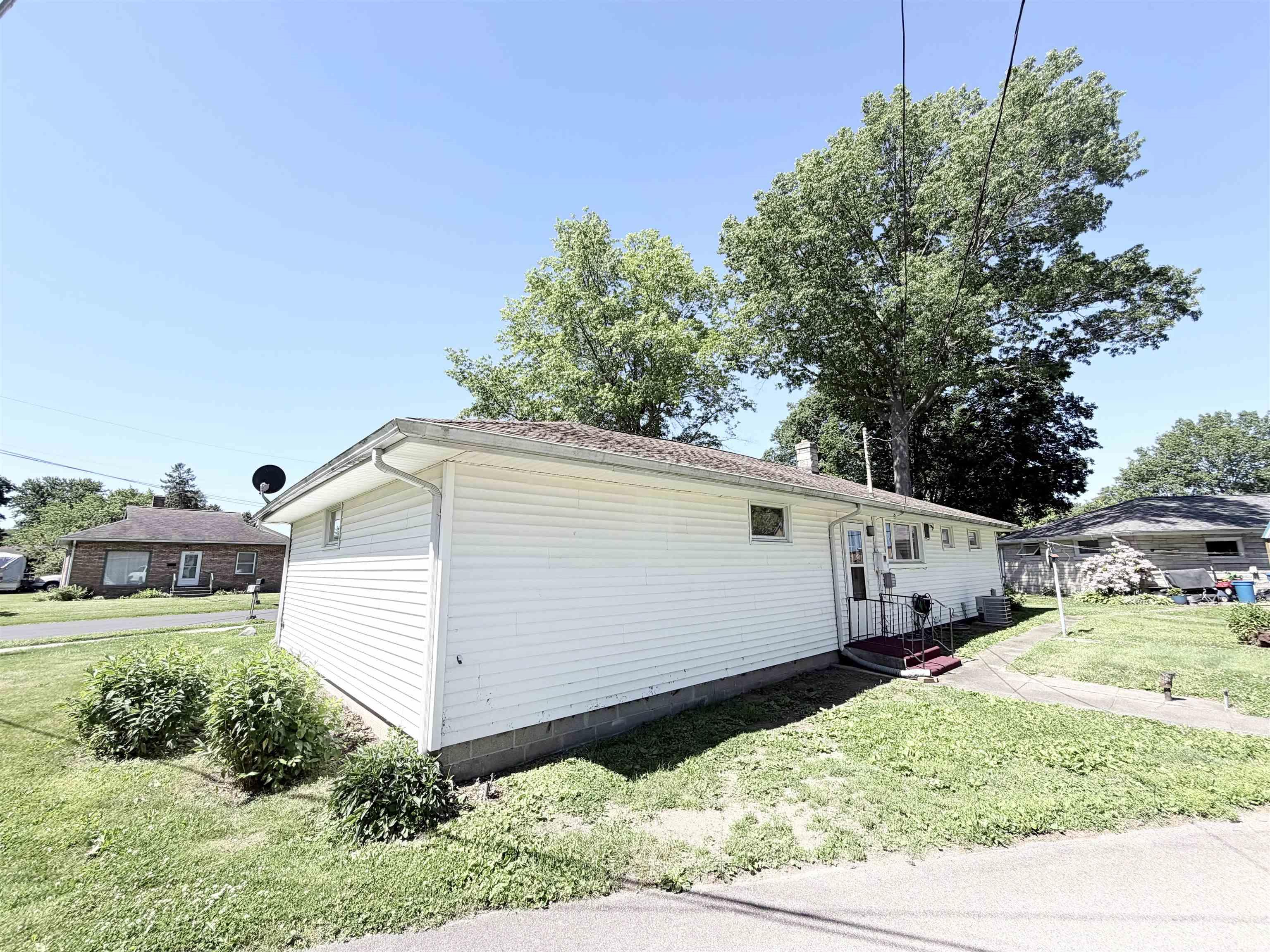 704 Virginia Street Walkerton IN 46574