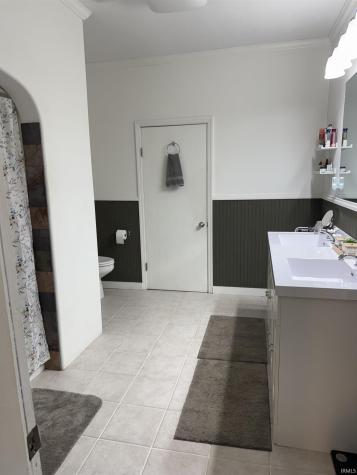 112 N Sherman Street Warsaw IN 46580