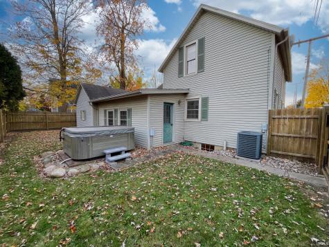 112 N Sherman Street Warsaw IN 46580