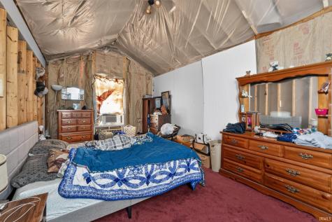 2450 Rabbitsville Road Mitchell IN 47446