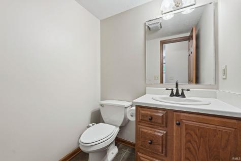 1686 E Brookside Trail Columbia City IN 46725
