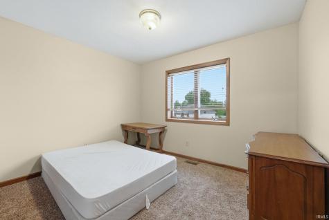1686 E Brookside Trail Columbia City IN 46725
