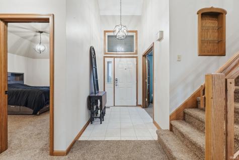 1686 E Brookside Trail Columbia City IN 46725