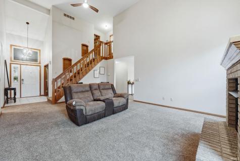 1686 E Brookside Trail Columbia City IN 46725