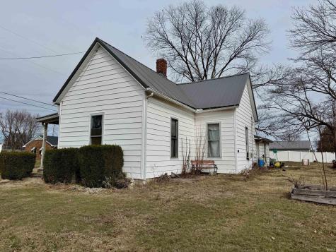 307 N Second Street Owensville IN 47665