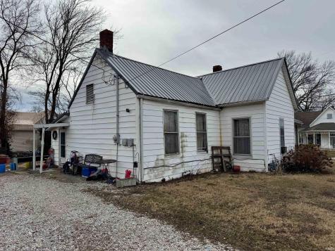 307 N Second Street Owensville IN 47665