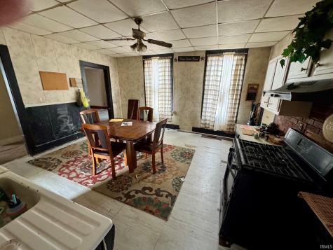 307 N Second Street Owensville IN 47665
