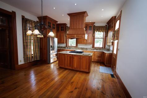 201 S Brady Street Attica IN 47918