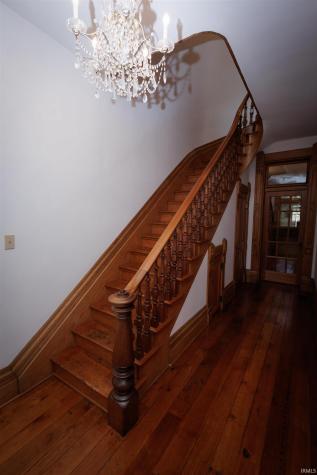 201 S Brady Street Attica IN 47918