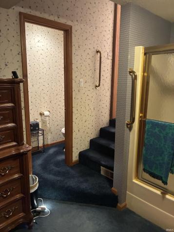 106 W 4th Street Bicknell IN 47512