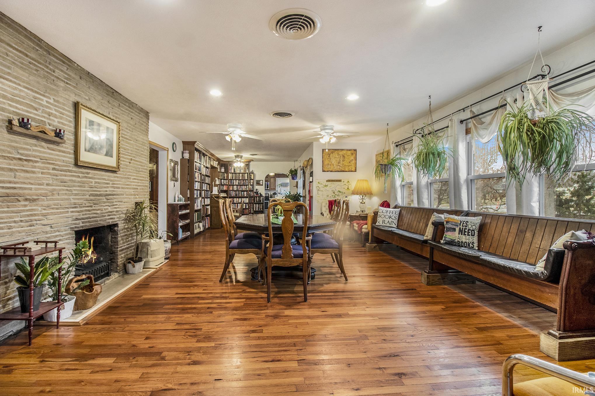 905 White Oak Drive South Bend IN 46617