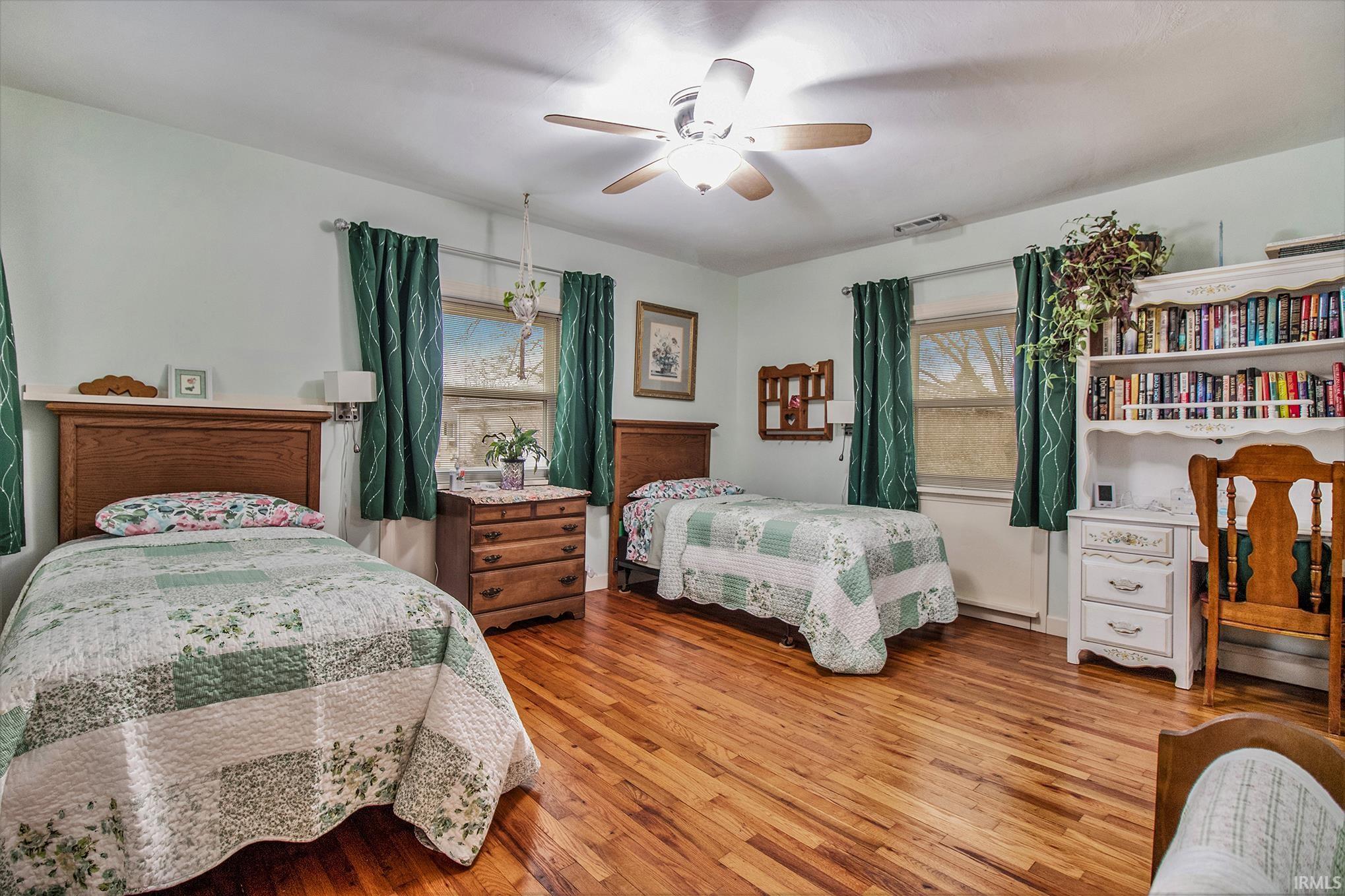 905 White Oak Drive South Bend IN 46617