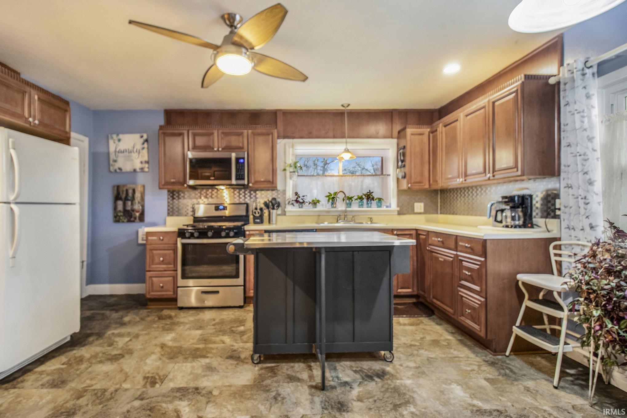 905 White Oak Drive South Bend IN 46617