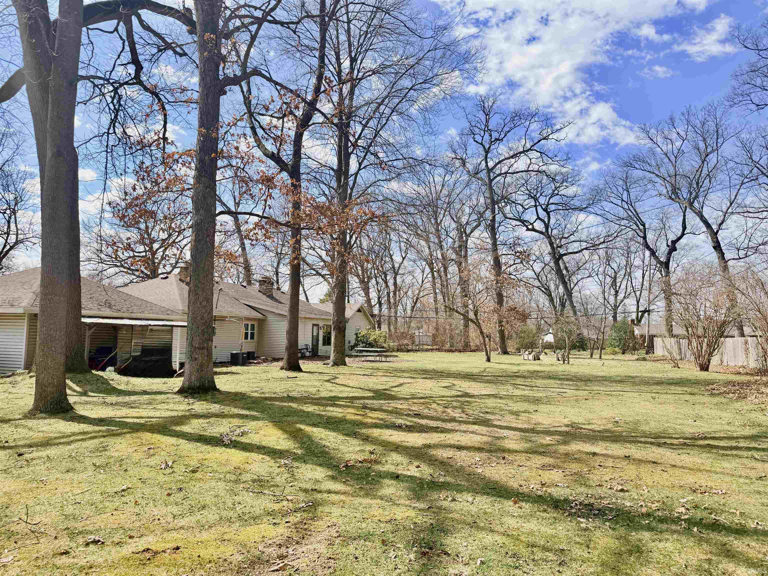 905 White Oak Drive South Bend IN 46617