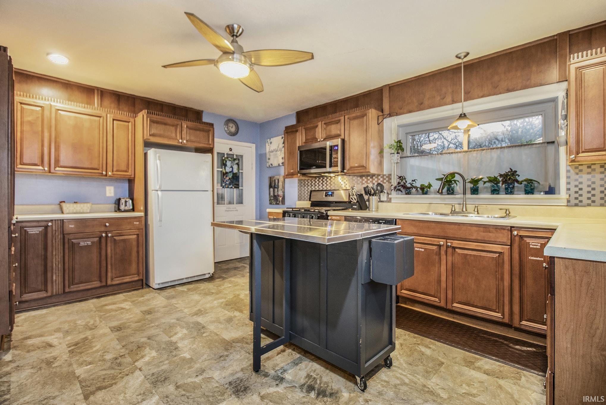 905 White Oak Drive South Bend IN 46617