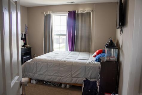 1904 Waynedale Drive Garrett IN 46738