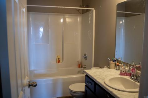 1904 Waynedale Drive Garrett IN 46738