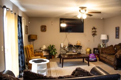 1904 Waynedale Drive Garrett IN 46738