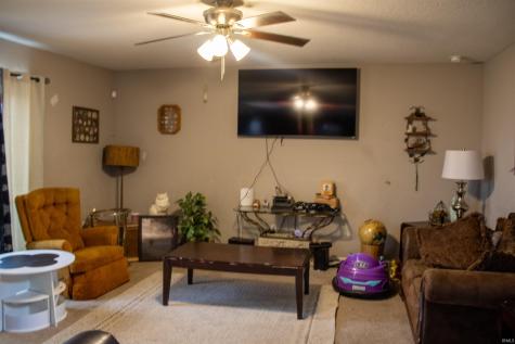 1904 Waynedale Drive Garrett IN 46738