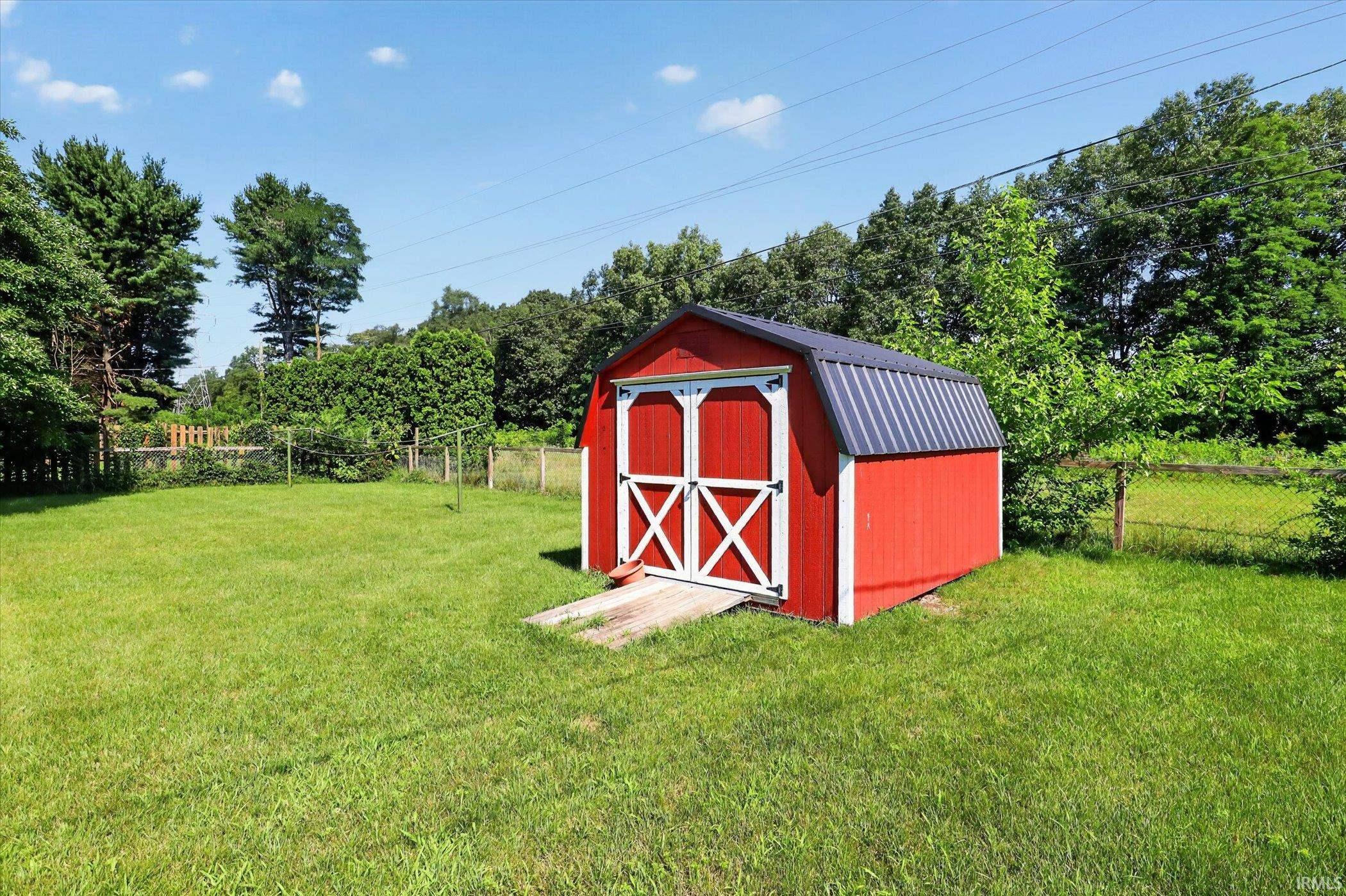 22125 Hanover Drive Bristol IN 46507