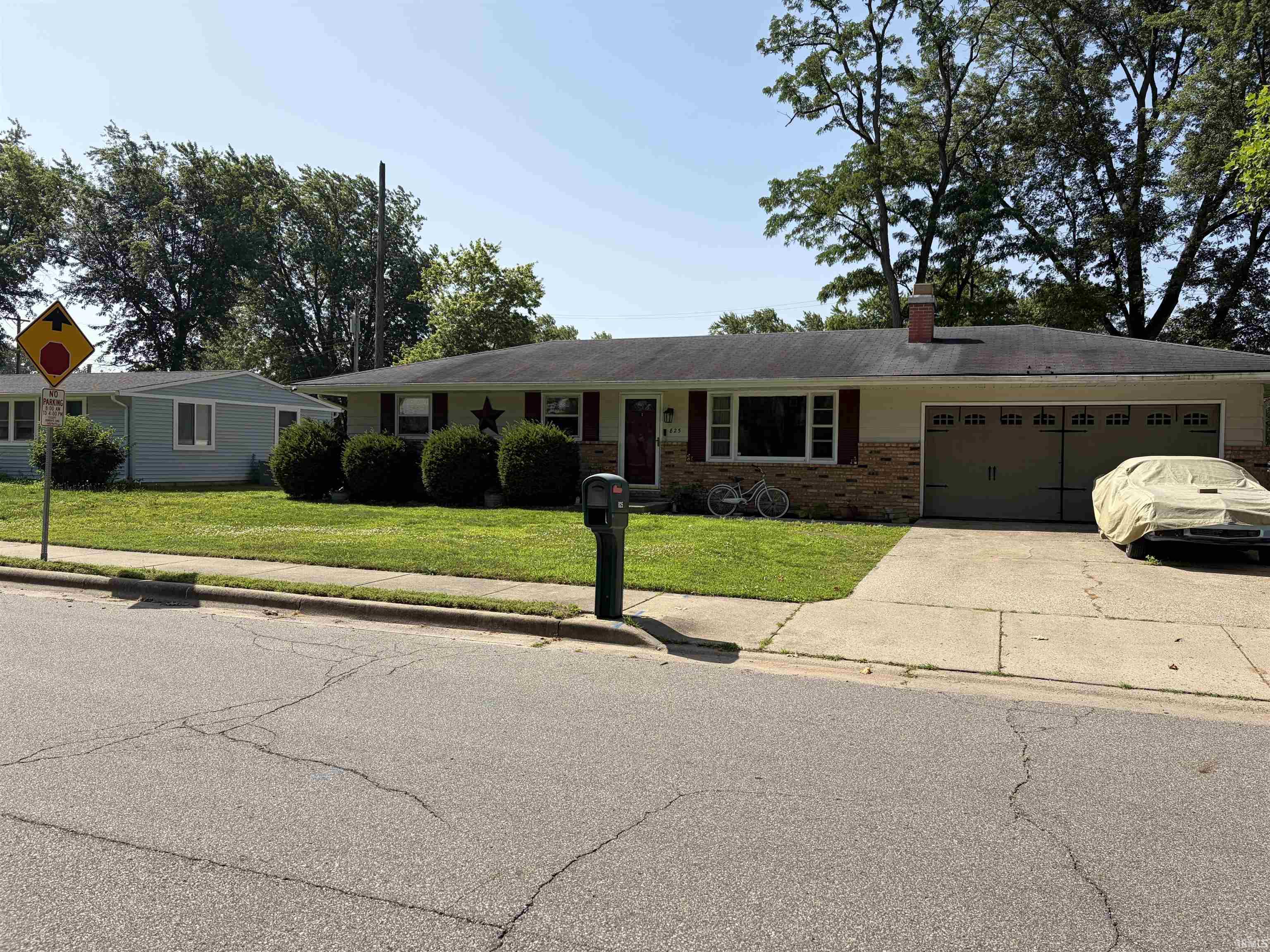 825 W Lowell Avenue Mishawaka IN 46545